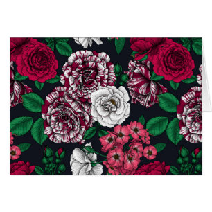 Rosas rojos, blancos y bicolores con hojas verdes