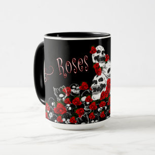Rosas y cráneos negros y taza roja, femenina