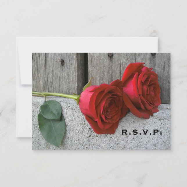 Roses Rojos y Boda de Madera Barn RSVP (Anverso)