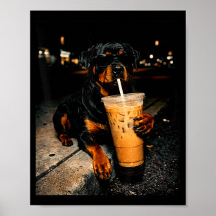 Rottweiler genial bebiendo café helado arte divert