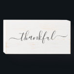 Rótulo de caja de madera agradecida de Farmhouse<br><div class="desc">Más decoración de granja en la tienda Little Bayleigh!</div>