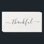 Rótulo de caja de madera agradecida de Farmhouse<br><div class="desc">Más decoración de granja en la tienda Little Bayleigh!</div>