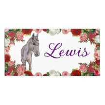 Rótulo de rosas de caballos blancos con signo de p