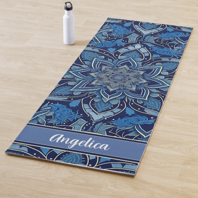 Royal Blue Mandala Yoga Mat con nombre personal (In situ)