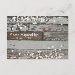 RSVP de madera antigua con sobre