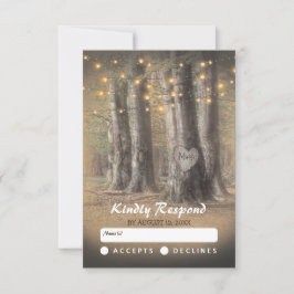 RSVP de matrimonio con luz de árbol y cadena rústi