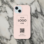 Rubor de código QR para medios sociales empresaria<br><div class="desc">Elevar su marca de negocios con nuestro estuche para iPhone personalizado! Diseñado para que su marca destaque, este funda presenta su logotipo de forma destacada. Debajo del logotipo, hemos añadido un cómodo código QR para acceder fácilmente a tu sitio web o promociones. Además, hay espacio para tres íconos de medios...</div>