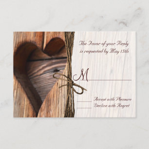 Rústico País Boda de Corazón de Madera RSVP