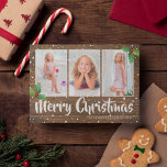 Rústico País Feliz Fotos de Navidad<br><div class="desc">Tarjeta de navidades de estilo rural con fondo rústico de madera,  collage de 3 fotos para personalizar,  festividad,  ducha de nieve,  las palabras "feliz navidad" en un tipo de caligrafía,  y tu nombre familiar.</div>