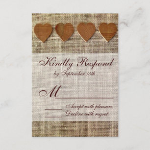 Rústico País Wooden Hearts Burlap Wedding RSVP