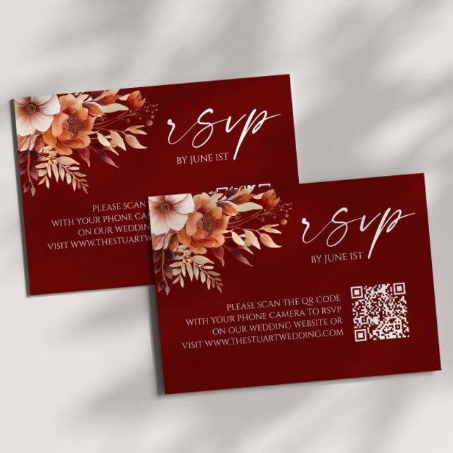 Rusty Burgundy Floral QR Código Boda Tarjeta RSVP (Subido por el creador)