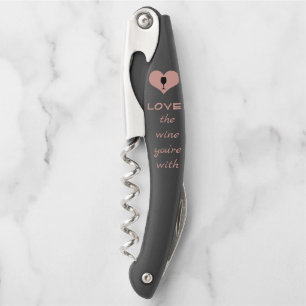 Sacacorchos Los amantes del vino citan rosa y negro personaliz
