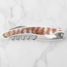 Tapa de plumas de halcón rojo