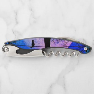 Sacacorchos Un gato negro en una luna llena de cable