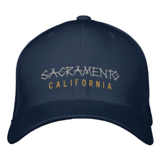 Sacramento California Embroidered Gorra sobre la M