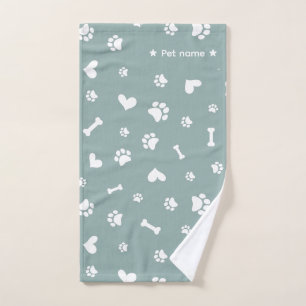 Sage Green Paw Print Dog Toalla