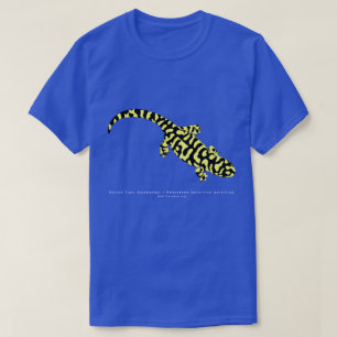 Salamander de tigre en una camisa