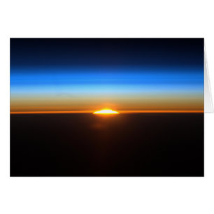 Salida del sol de la estación espacial