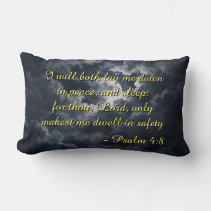 Salmo 4:8 Almohada con fondo nocturno. Bilingüe