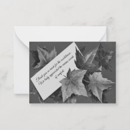 Saltos de otoño después de las tarjetas de agradec