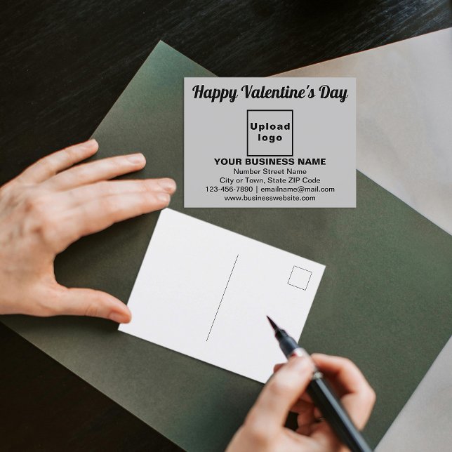 Saludo profesional de San Valentín en tarjeta post (Business brand with Valentine greeting on gray postcard to advertise your business.)
