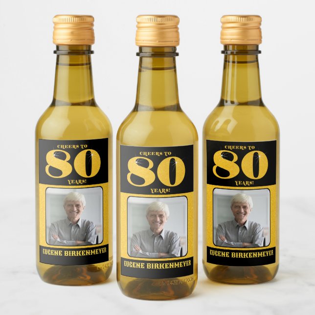 Saludos a 80 años 80.ª foto de cumpleaños (Botellas)
