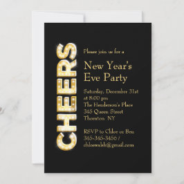 Saludos a la invitación de Año Nuevo en negro