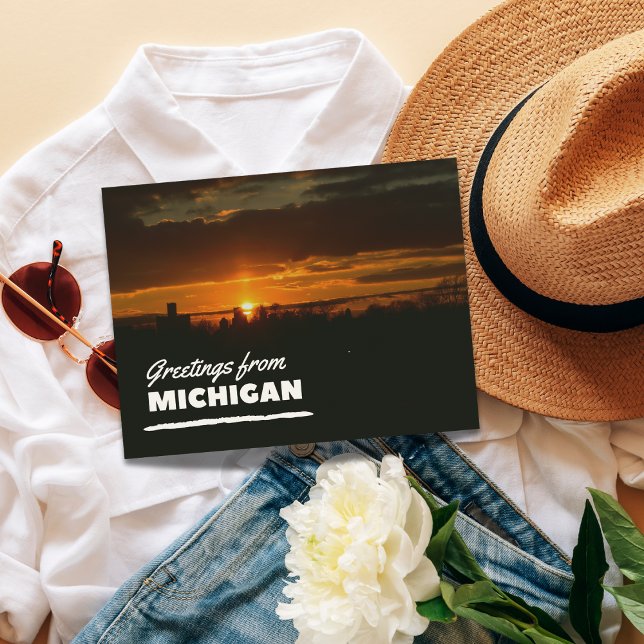 Saludos desde la postal de Michigan (Birthday Depot
Greetings From Michigan Postcard)