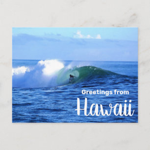 Saludos desde la tarjeta postal de viaje de surfis