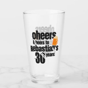 Saludos y cervezas Cumpleaños Personalizado