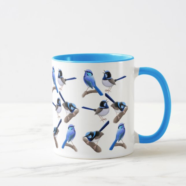 Salvaje sobre la taza de hadas del campanero de (Derecha)