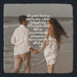 Salvamanteles Rumi Love Story (Historia de amor de Rumi) Añadir<br><div class="desc">Qué combinación inspiradora y asombrosa: poesía de Rumi,  el famoso poeta místico del siglo XIII,  y la impresionante foto de la pareja enamorada/recién casada que describe perfectamente su historia de amor. Un regalo y un placer ideales para un recuerdos romántico duradero</div>