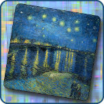 Salvamanteles STONE TRIVET Starry Night Over Rhone -van Gogh<br><div class="desc">Una imagen de "Noche estrellada sobre el Ródano" (1888) de Vincent van Gogh aparece en este Trivet de mármol. La imagen no se puede quitar ni reemplazar. personalizar/personalización agregando texto personalizado a su elección de tipo de letra (estilo, color, tamaño), imagen adicional o logotipo. Hace un regalo colorido e interesante....</div>