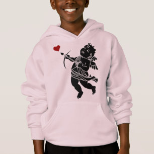 San Valentín se enreda con sudadera rosada cupido