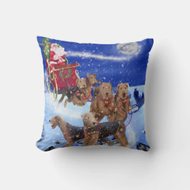 Santa-sleigh tirado por Airedales tirar almohada