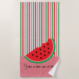 Saque Un Poco De La Toalla De Playa.