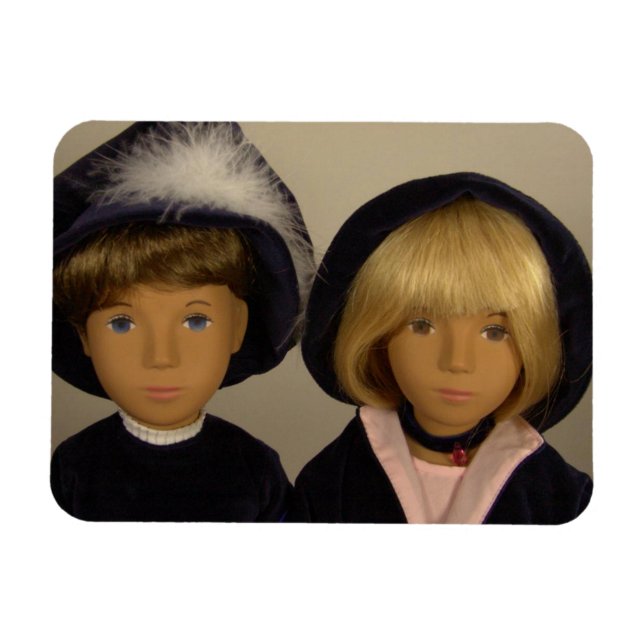 Sasha muñeca/Sasha Doll Premium Flexi imán (Horizontal)