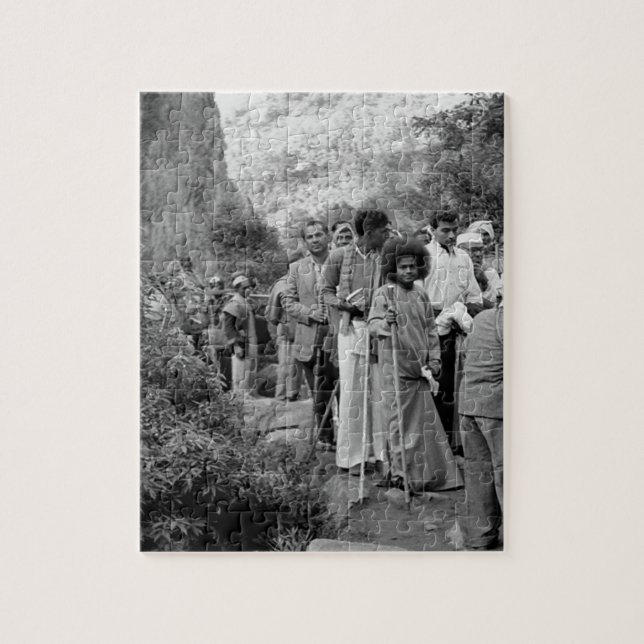 Sathya Sai Baba joven en rompecabezas (Vertical)