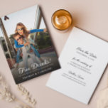Save the Date Photo Funny Boda Invitación<br><div class="desc">Esta divertida invitación de guardar la fecha será la manera perfecta de anunciar a su próximo boda. Todo el texto de la parte delantera y trasera se puede personalizar. Añada una divertida foto de compromiso para la invitación perfecta de guardar la fecha.</div>