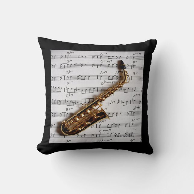 Saxofón y almohada de la música (Anverso)