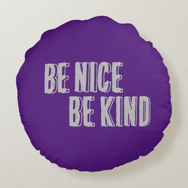 Sé bueno, sé amable Cojín decorativo (Reverso)