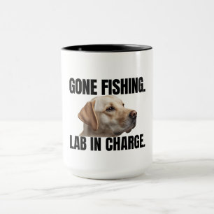 Se fue a pescar. Lab a cargo. Taza