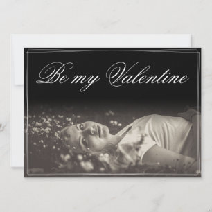 Sé mi San Valentín - joven mujer mentirosa
