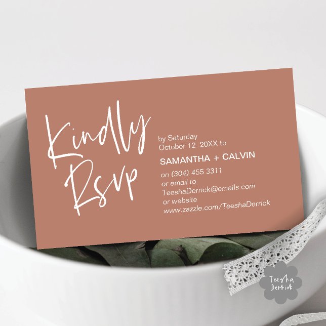 Se ruega responder Tarjeta de Invitación de Boda M (Kindly RSVP Modern Minimalist Wedding Dinner Invites Reminder Enclosed Card Phone Email Earthy Brown)