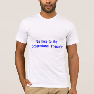 Sea agradable a la camiseta del terapeuta