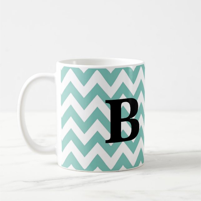 Seafoam y taza negra del monograma de Chevron (Izquierda)