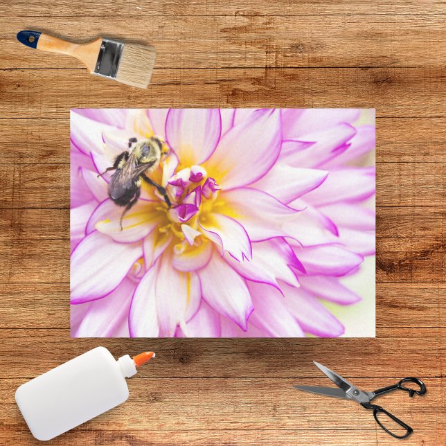 Seda Dahlia Blanca Y Rosa Con Papel Tejido De Abeja Bum (Subido por el creador)