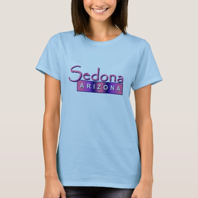 Sedona Arizona en camiseta fucsia (Anverso)