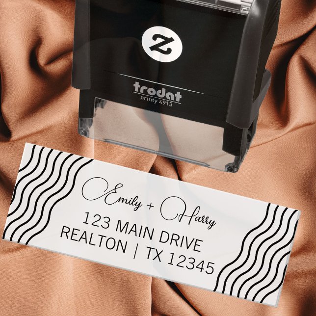 Sello Automático Dirección de Boda Wavy Modern | Nombre de la parej (Subido por el creador)