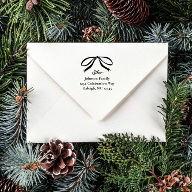 Sello Automático Dirección de devolución de nombre de familia de pl (Simple bow Christmas holiday card return address self-inking stamp.)